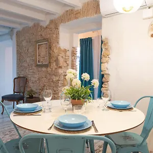 apartamento-planta-baja-con-patio-centro-del-old-town.catalonia-hotels.com/